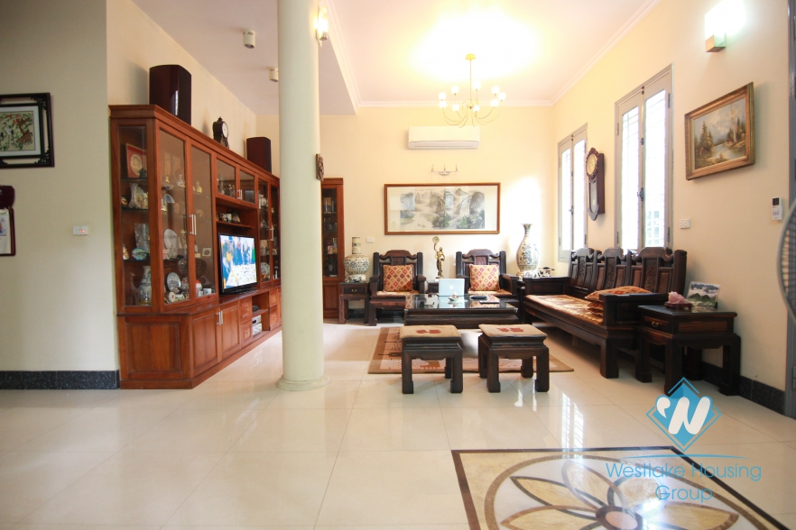 Spacious villa with 500 sqm living space for rent in Tay Ho, Hanoi